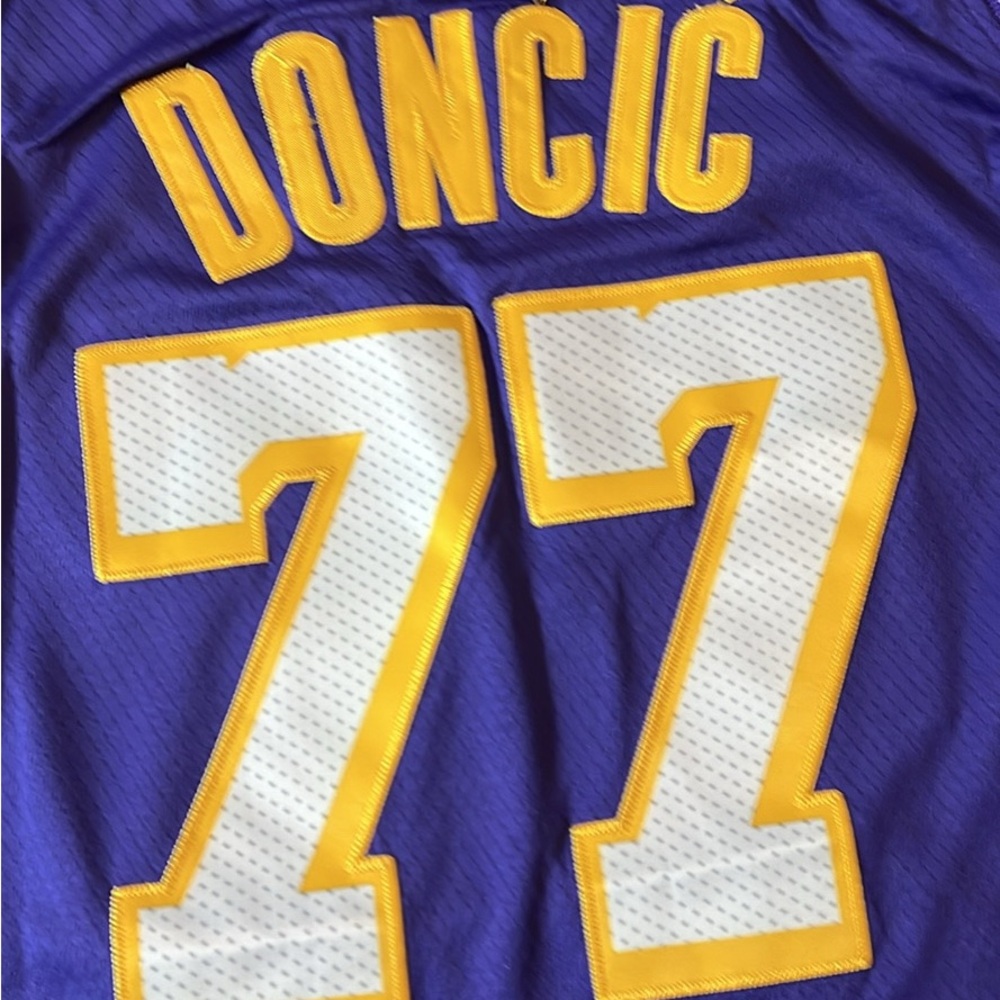 Purple Jersey with Legacy Doncic - Picture 3 of 6